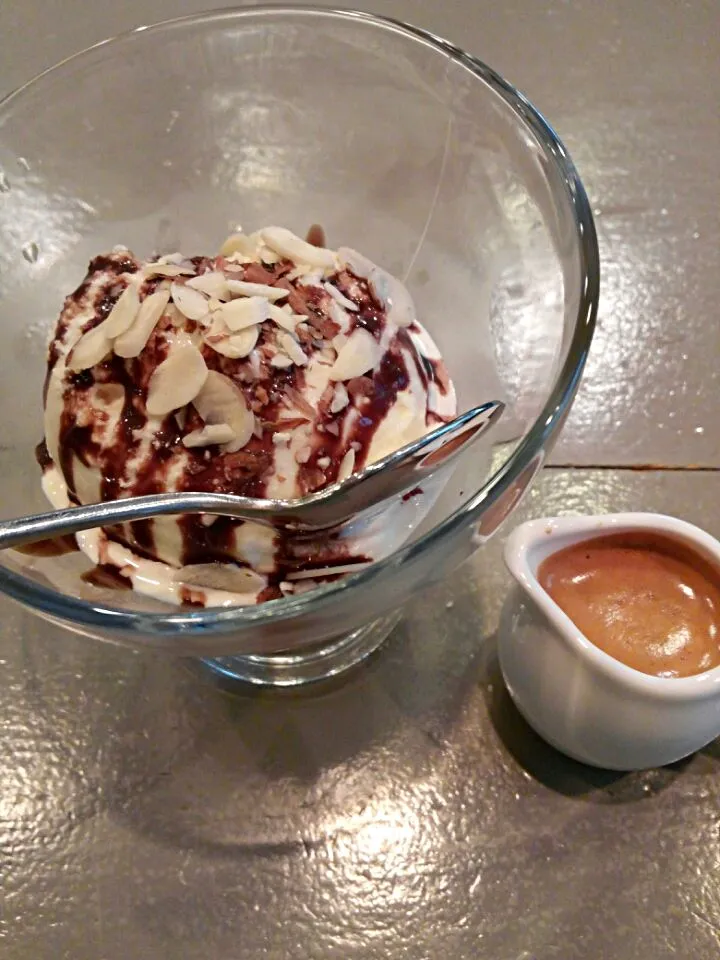 Snapdishの料理写真:affogato|Sooji Parkさん