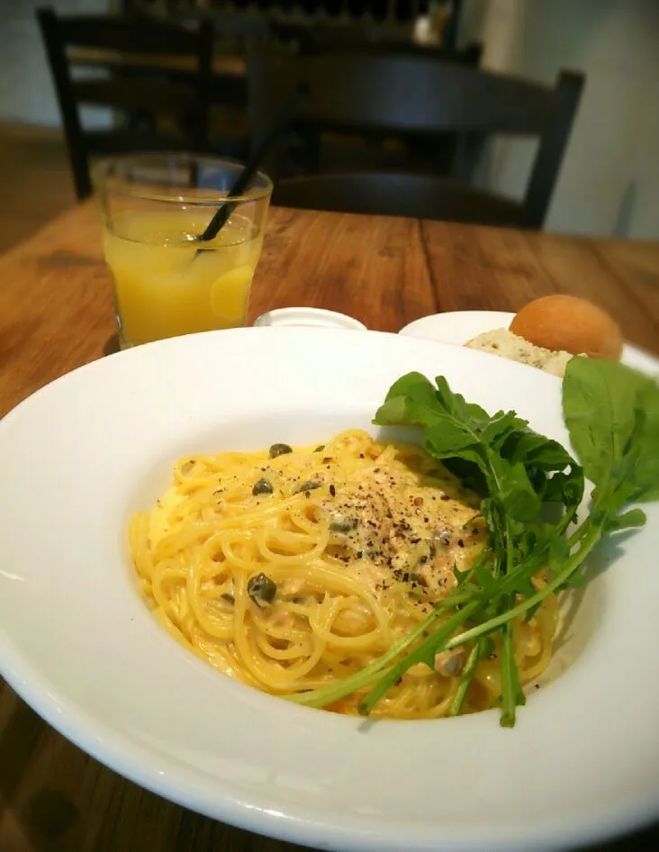 渋谷ヒカリエでヒトリランチ|トミーサクさん