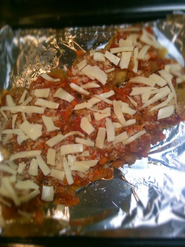 chicken parmesan.. b4 baking.|Rachel Buenaventuraさん