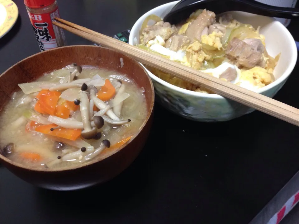 11/12親子丼&しめじ味噌汁|pepeさん