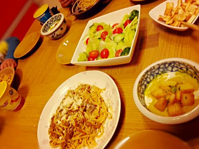 Snapdishの料理写真:ボロネーゼソースでパスタ☆☆☆|Miwaさん