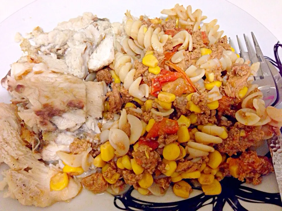 Minced beef pasta with barramundi fillet|Jennieさん