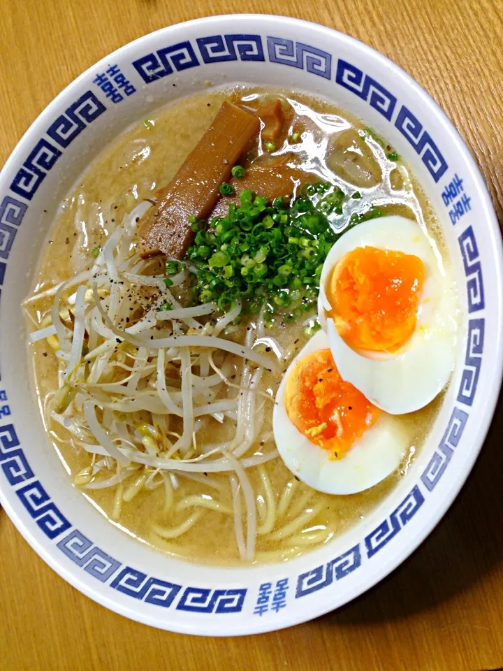 昨日の豚汁リメイク味噌ラーメン|川上千尋さん