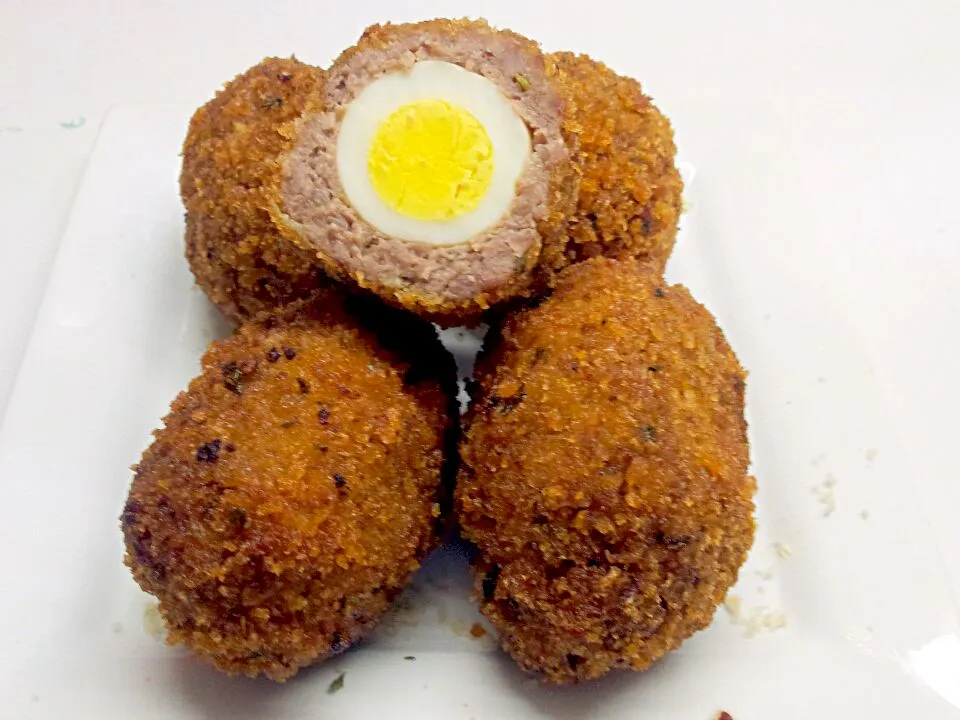 scotch eggs came out wonderful|Kevin Fatbelly Coleさん