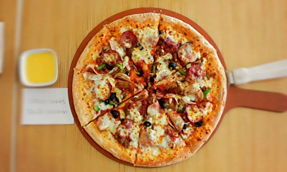 Snapdishの料理写真:Papa John's Supper PAPA PIZZA!!|Darmyさん