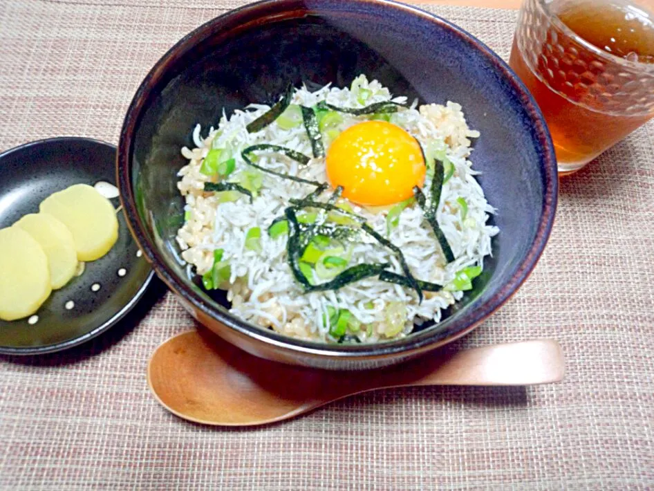 しらす卵黄丼|料理っ子さん