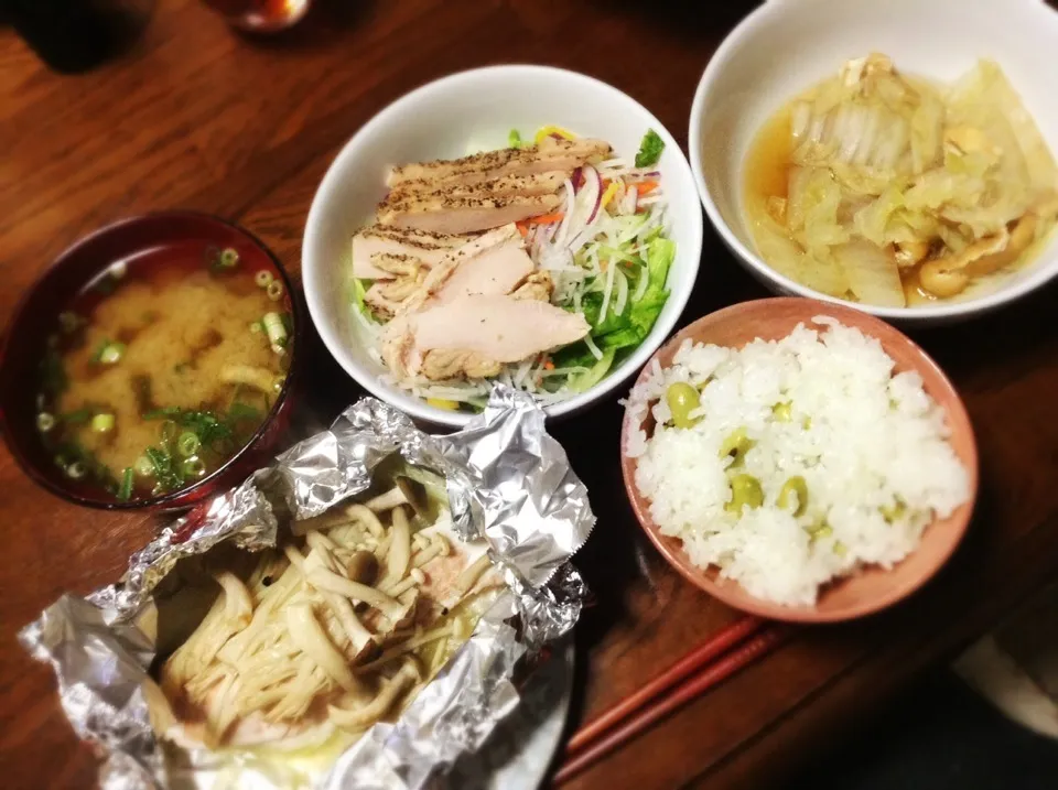 今日の晩御飯のメインは秋鮭のホイル焼き♪|はなももさん