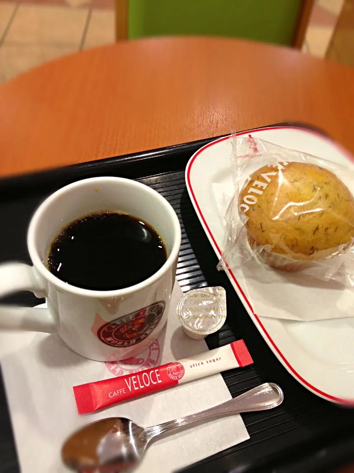 drip coffee & muffin|Sooji Parkさん