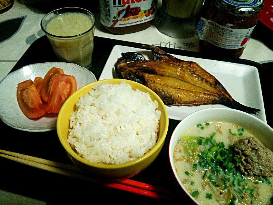 おはようございまーす！今日は焼き魚と、昨日の豆乳鍋のスープ♪|Kashimanakitchenさん