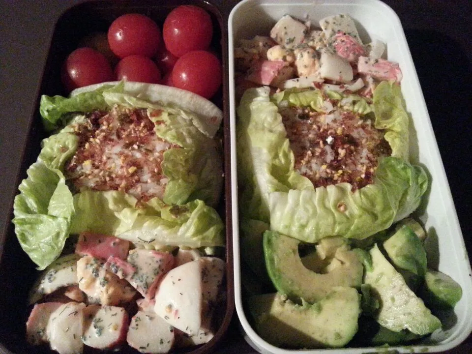 Bento#21
Surimi salad, rice, avocado and cherry tomatoes|Frank&Jolanda - Eteninbeeldさん