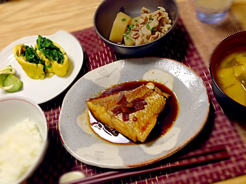 Snapdishの料理写真:鯛の煮付け|ゆきぼぅさん