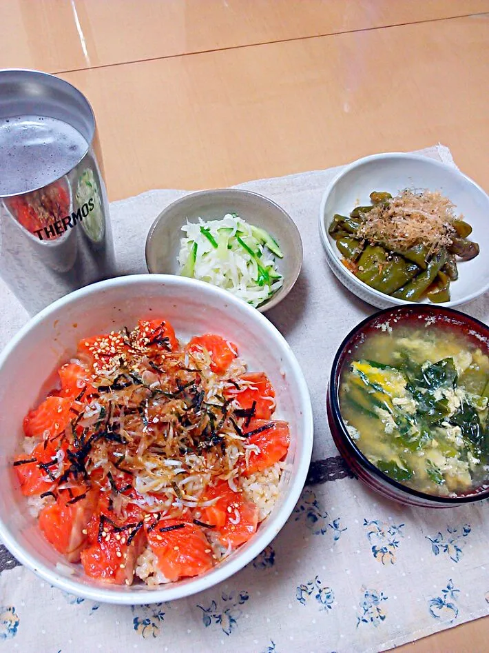 サーモン釜揚げシラス丼定食|yさん