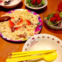 Snapdishの料理写真:サーモンのクリームパスタ|Mikiさん