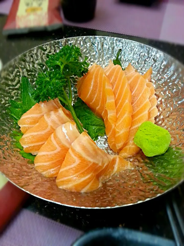 Snapdishの料理写真:toro and salmon|Phinarasuさん