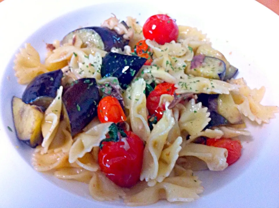 Anchovy eggplant tomato pasta|Masakiさん