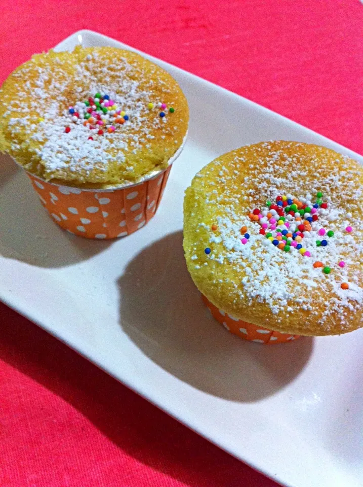 Vanilla sponge cupcake|Trish Wongさん