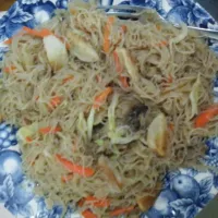 pancit bihon|Peter Wyn Gian Aquinoさん