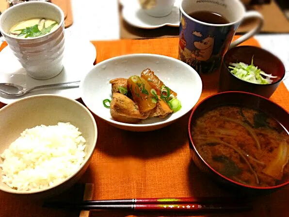 ごはん、味噌汁、ぶり大根、茶碗蒸し、白菜の浅漬け|さっちんさん