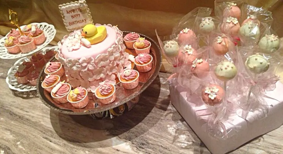 Snapdishの料理写真:Bday cakes for my baby 1st bday|Anne Wongさん