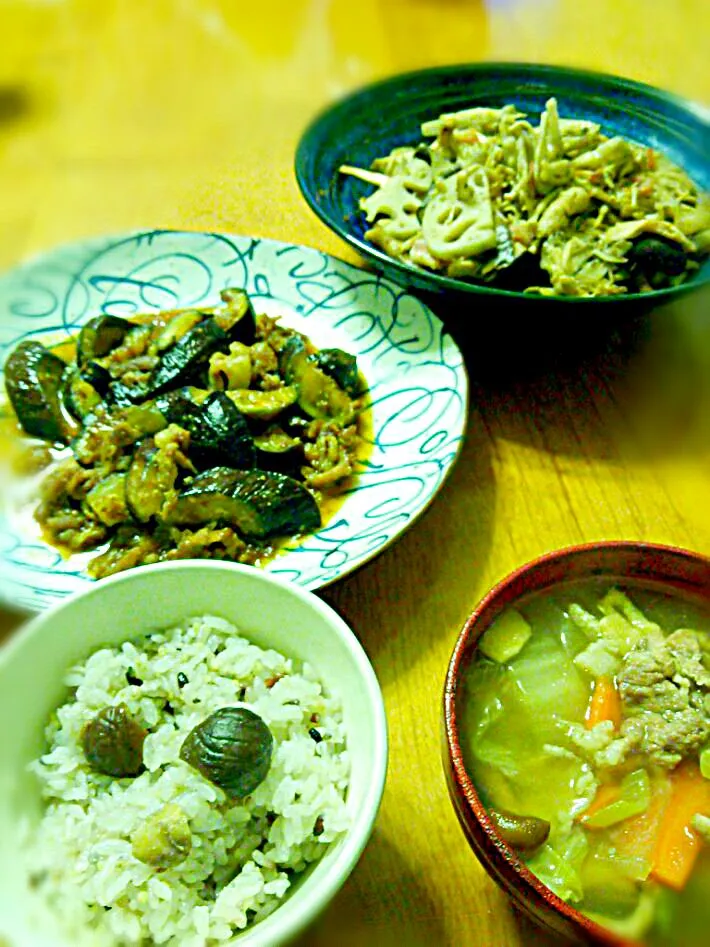 栗ご飯
豚汁
茄子の甘味噌炒め
茸と蓮根のバター醤油|ゆりっぺさん