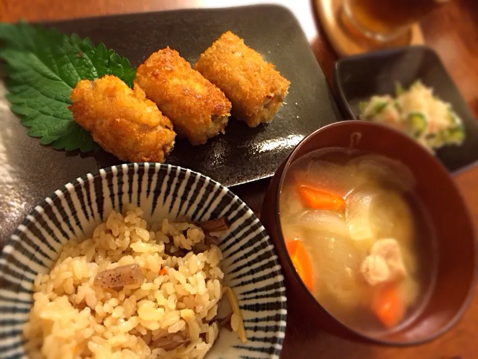 炊き込みご飯とこんにゃくの豚カツ|まおまおさん