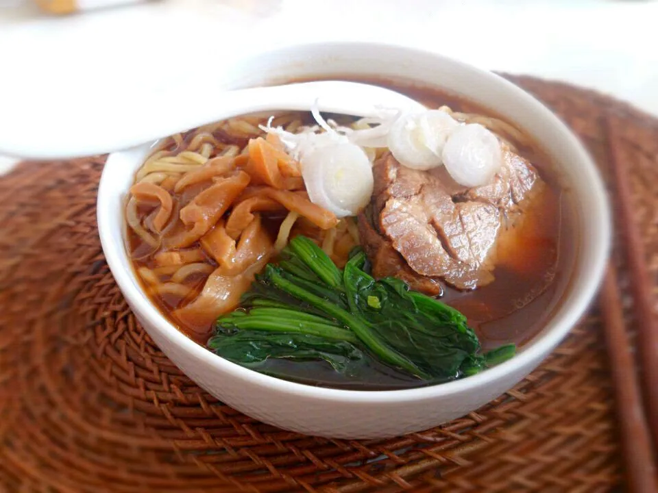 札幌有名店 満龍 のラーメンセットで。|にゃろめさん