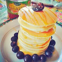 Snapdishの料理写真:Pancakes made from scratch with honey.|Diyana Shahrol-Zakiさん