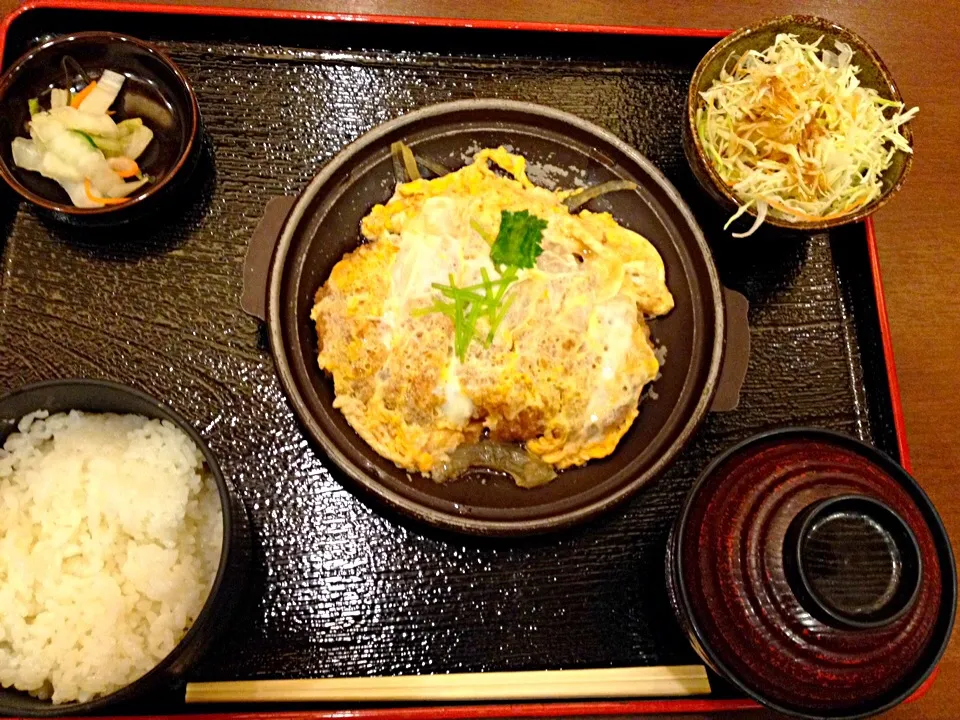 かつとじ定食|浦田明穂さん