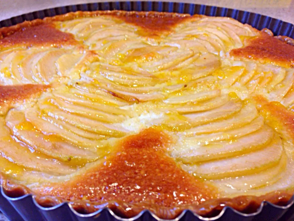 Almond Pear Tart|Linda Brunoさん