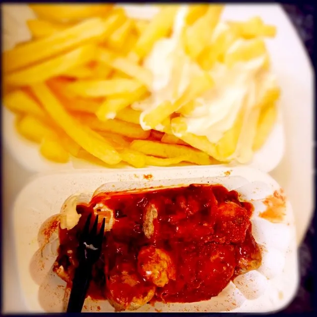 Snapdishの料理写真:German currywurst|RebeccaH💟さん