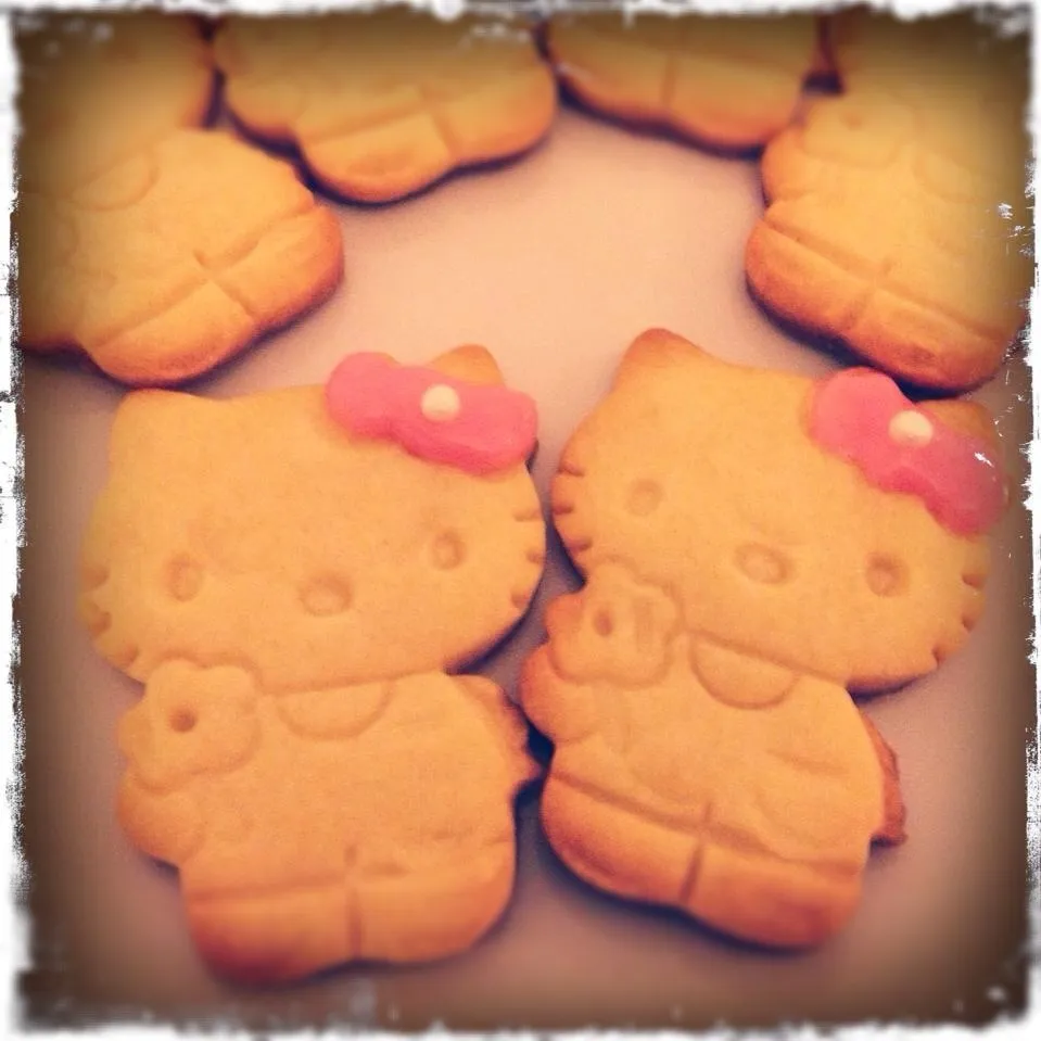 Hello Kitty christmas cookies|RebeccaH💟さん