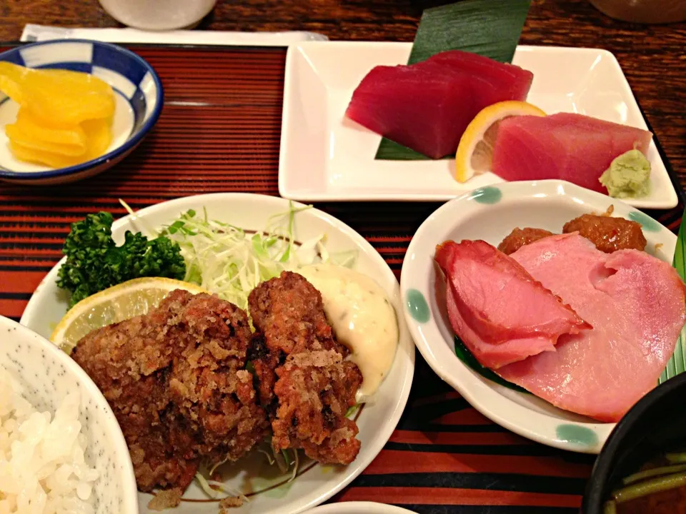 日替りランチ。鮪の刺身と唐揚げ|大石さん