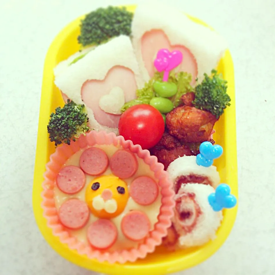 キャラ弁☆ポンデライオン・グラタン弁当|pinakoさん