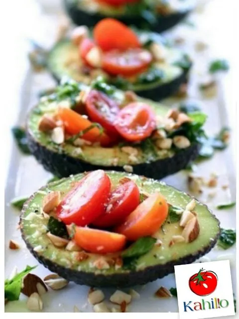 Avocado Almond Salad|Walid Kahilさん