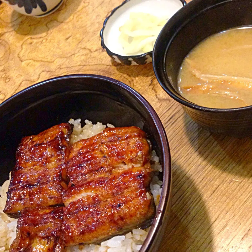 かーらーの鰻丼(´ ω。 `)|ふくろう女子さん