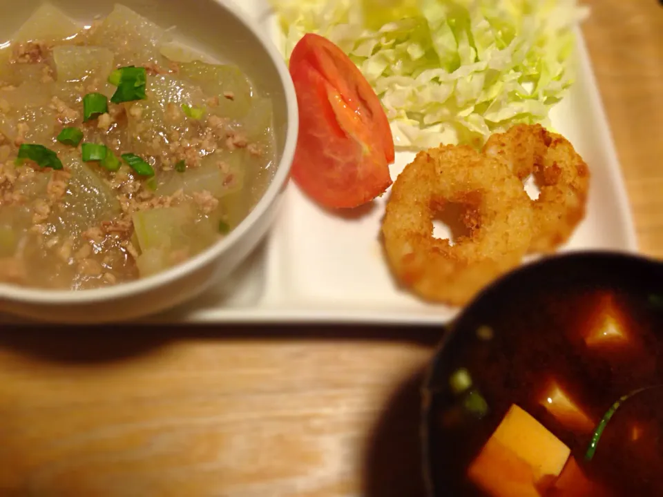 イカリングフライ、冬瓜のあんかけ、豆腐の味噌汁|izumiさん