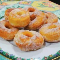 Snapdishの料理写真:Sugary donuts!|Diyana Shahrol-Zakiさん