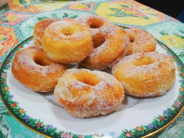 Sugary donuts!|Diyana Shahrol-Zakiさん