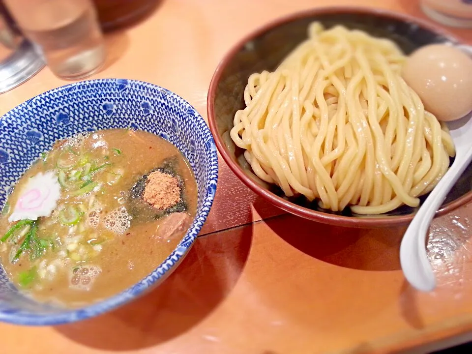 東京駅 六厘舎
味玉ラーメン|じょうさん