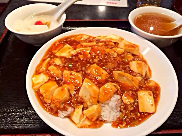 麻婆豆腐丼|こんどう かずゆきさん