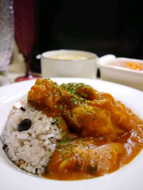 チキンウイングと北海道ジャガのトマトカレー|Masamiさん