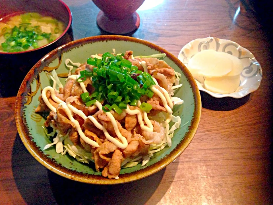 豚マヨ丼|ちびさん