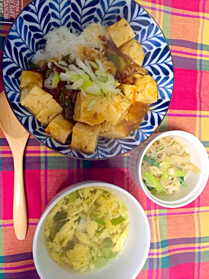 Snapdishの料理写真:麻婆丼|坂口理絵 サカグチリエさん