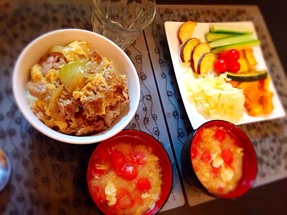 豚肉親子丼＆トマトのお味噌汁|^_^みさきさん