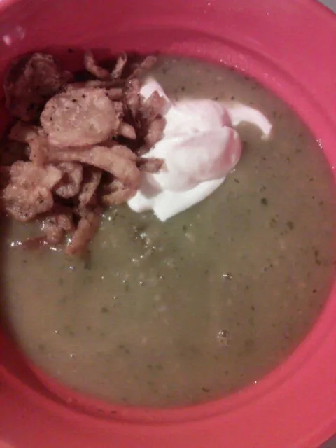 Pea soup with crispy fried onions, and sour cream|Polly Gelfusoさん