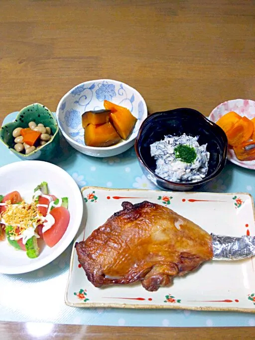 鳥もも焼きとアボカドサラダとひじきの白和えと五目豆|モリモリさん