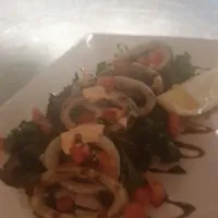 grilled kale and calamari salad|John Schultzさん