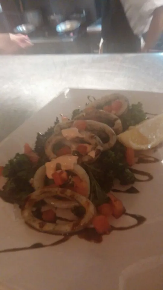 grilled kale and calamari salad|John Schultzさん