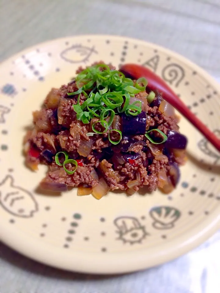 ナスとひき肉の辛味炒め|みおさん