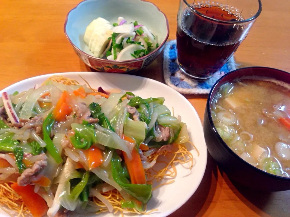 皿うどん . カブの浅漬けと自家製沢庵|なるなるさん